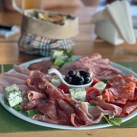 Empire Albania Ξενοδοχείο