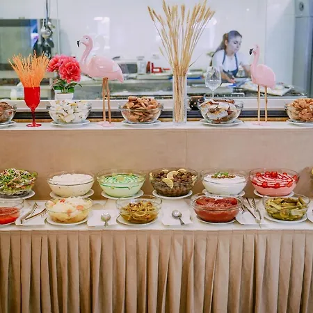 Empire Albania מלון דורס