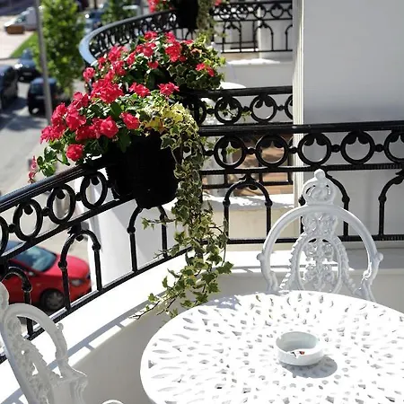 Hotell Empire Albania