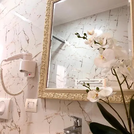 Hotell Empire Albania