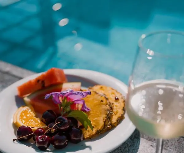 Hotel Empire Albania 4*